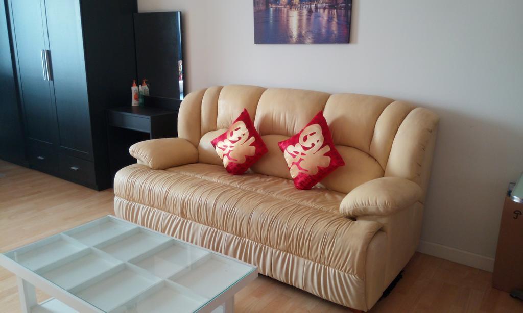 Baan Sathorn Riverfront Bangkok Kamer foto